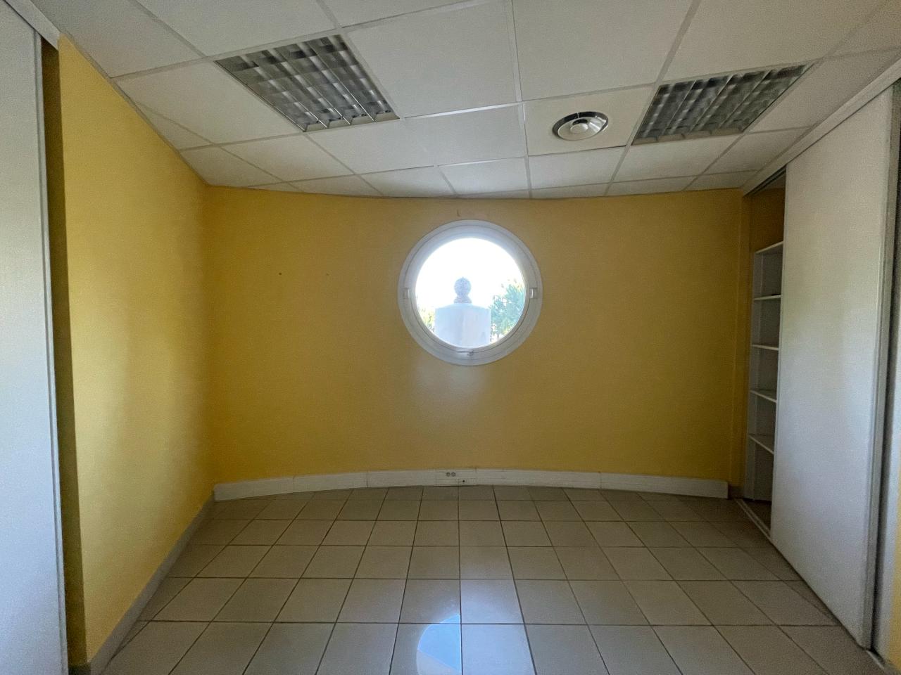 Local d'activité Eysines 455m² Location local d'activité Eysines Gironde OLACT2427548 4